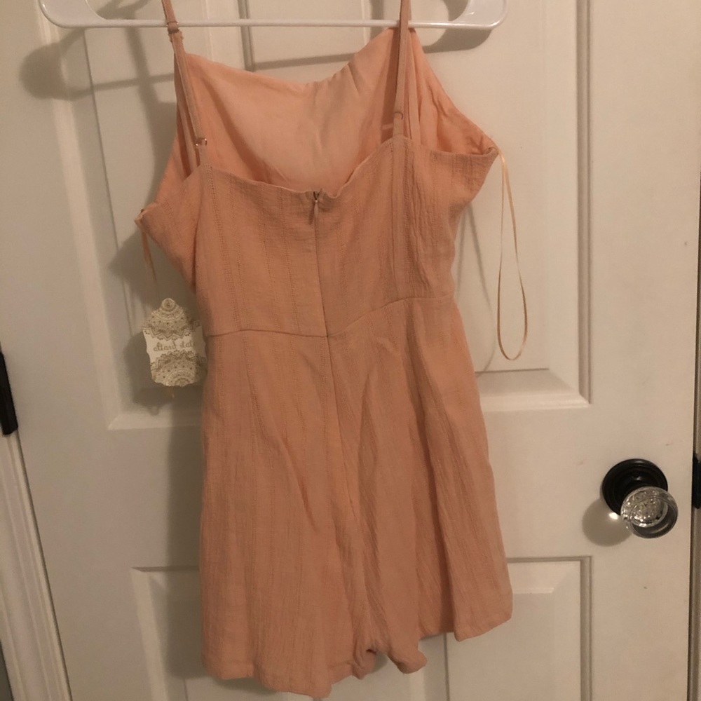 peach romper - Picture 2 of 3